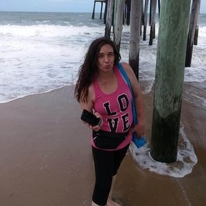 Meet your Posher, Stacy